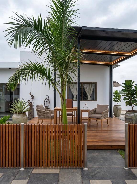 Executive Room with Balcony